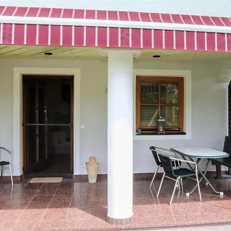 Ennstal By Interhome ラートシュタット