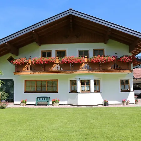 Ennstal By Interhome ラートシュタット